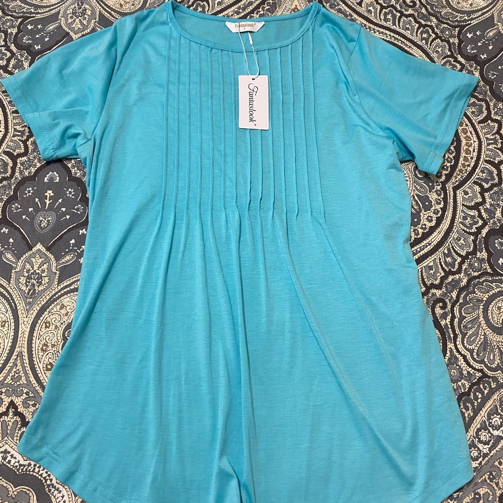 Turquoise Pleated front top - Picture 2 of 6